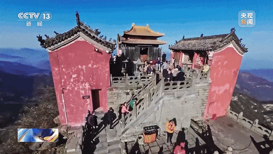 163156ofkgueku3bfeb55q.gif