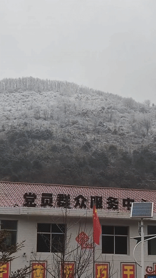 094546aqgg93089czrysa8.gif