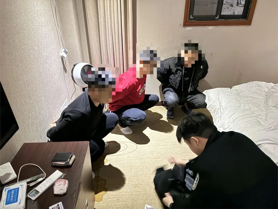164914onr5d8unbdrwn5jr.jpeg