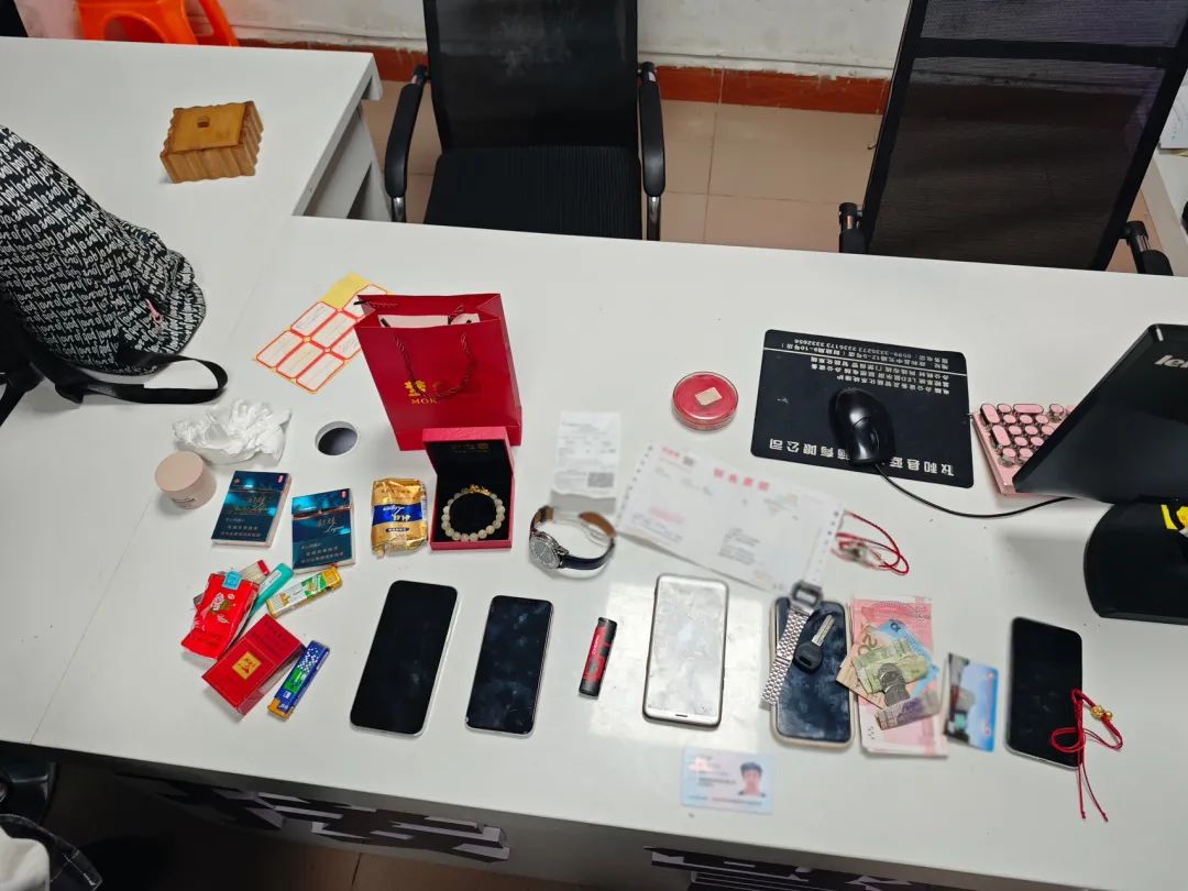 160928uj96ujjih6whh7wd.jpeg