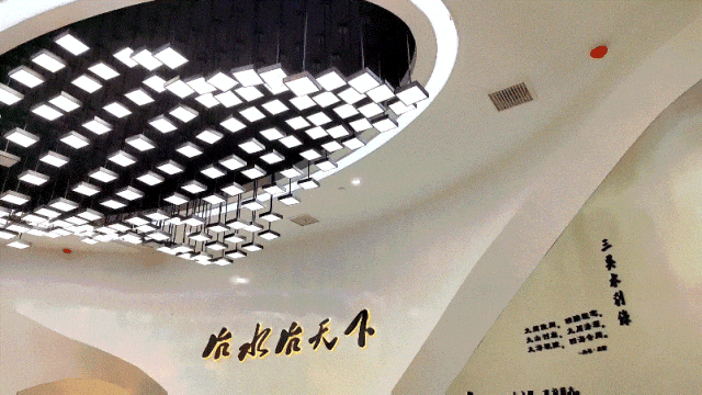 171204qu52584ha807u82m.gif