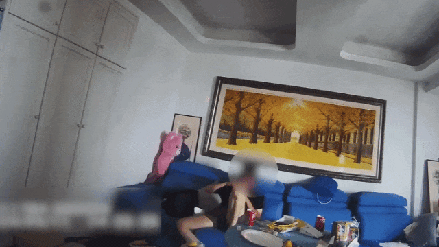 170636dnezrbiv4rvbluab.gif