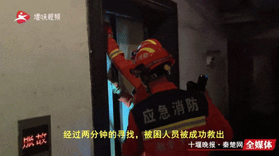 145252zy0afo404yz9oha6.gif